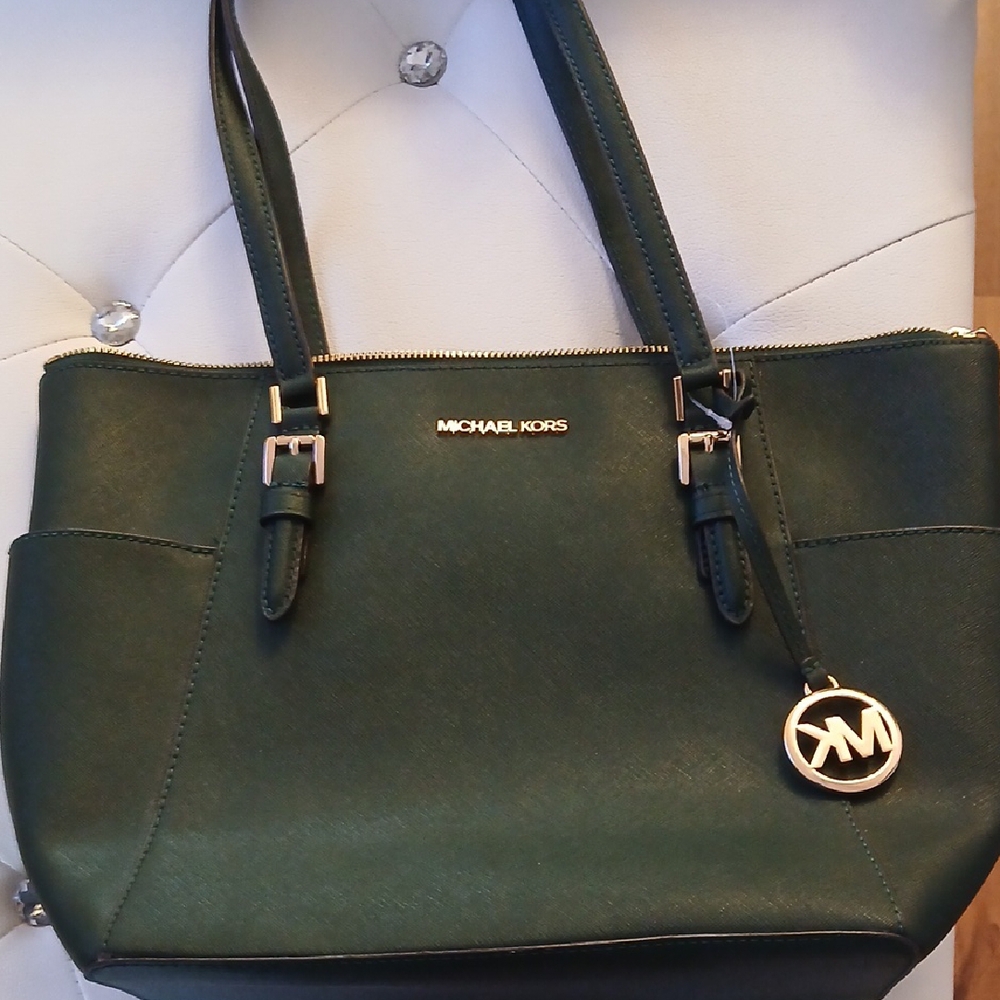 Michael Kors Green Shoulder Bag with Textured Leather